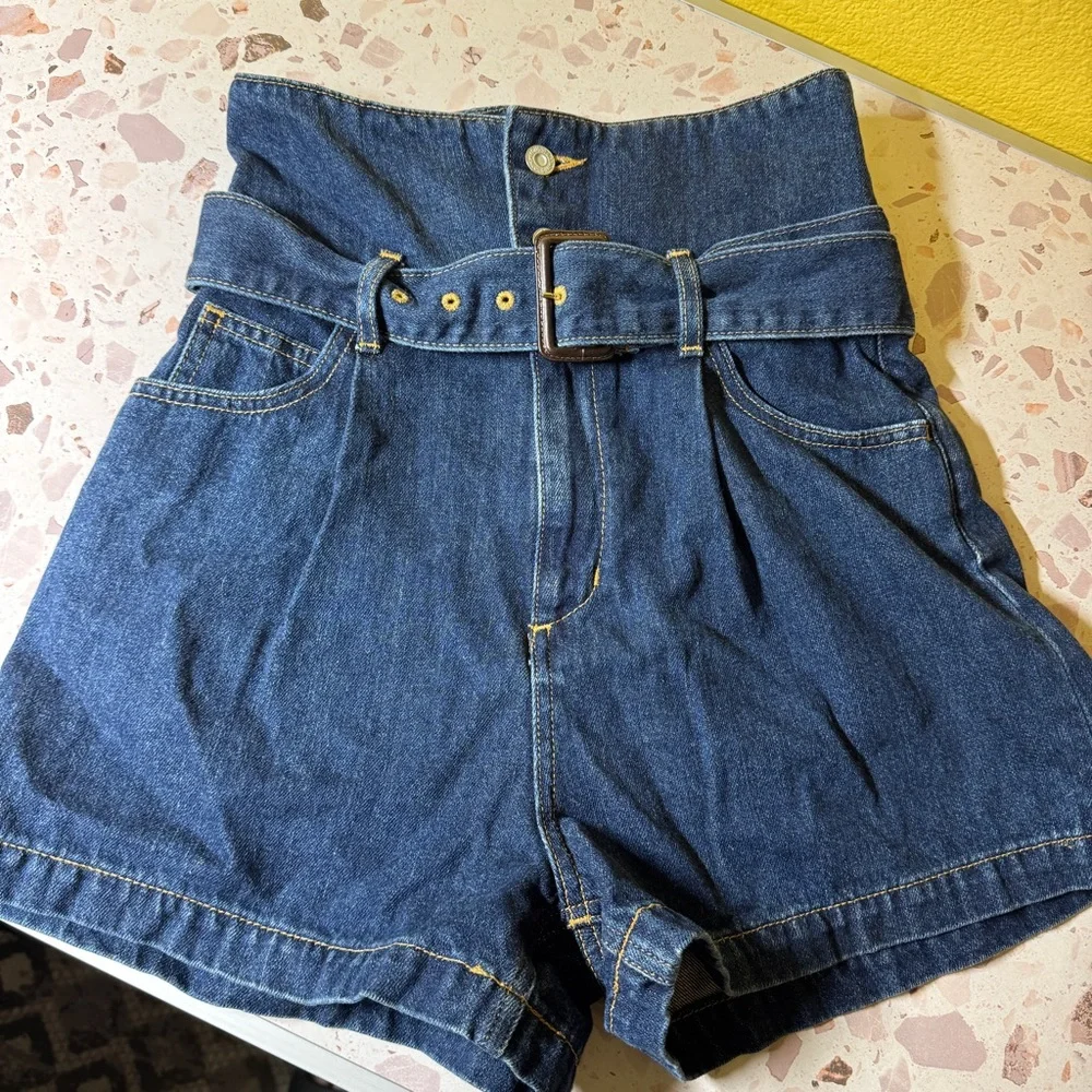 Moussy Size 27 High Rise Jean Shorts‎ Blue Medium Wash